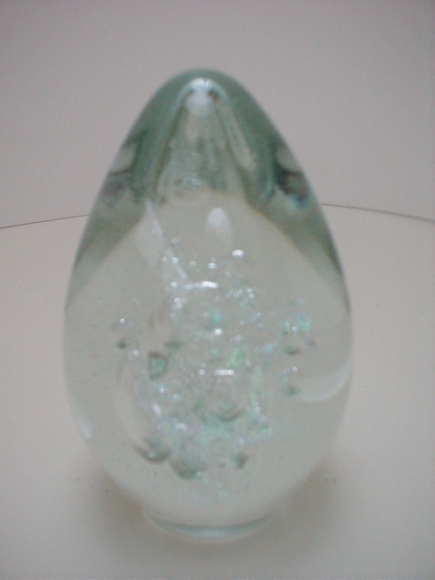Dichro egg