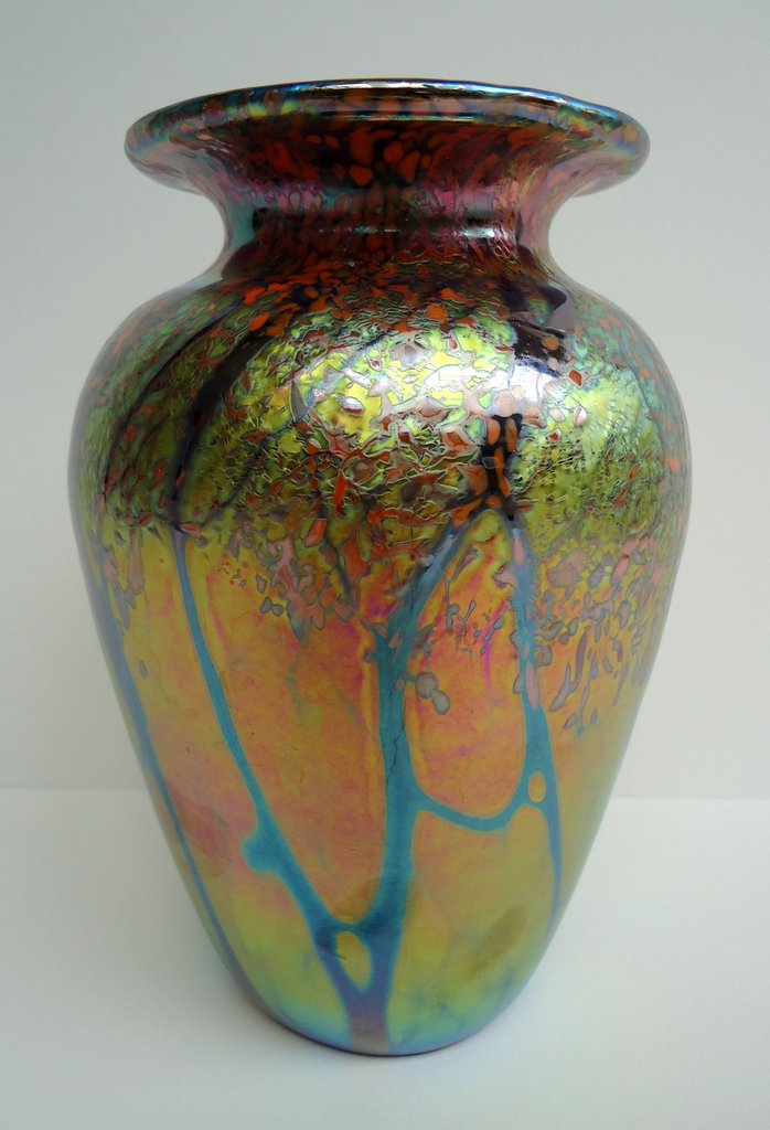 Fall wide
                    vase medium