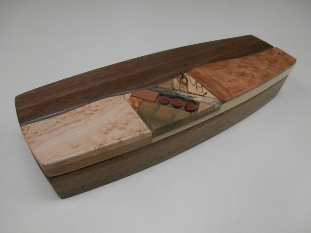 Larry Anderson exotic
                  wood boxes