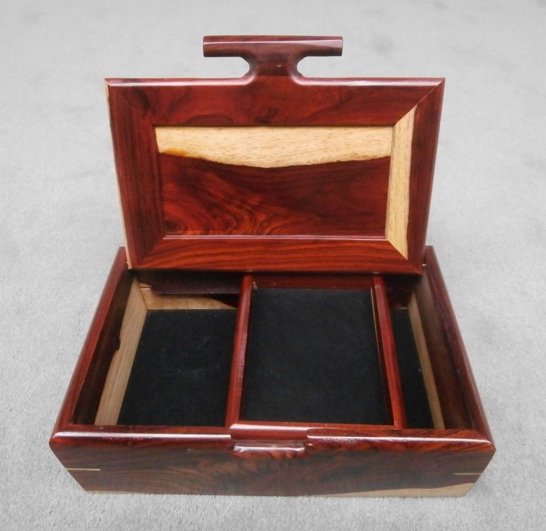 Large box with tray
