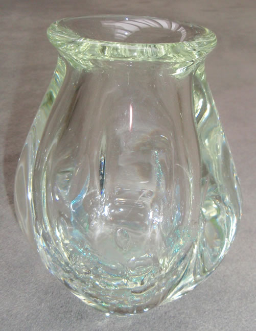 Dichroic
                    Freeform Vase Medium