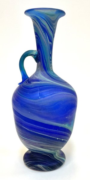 One handle
                  blue extended neck with stand vase