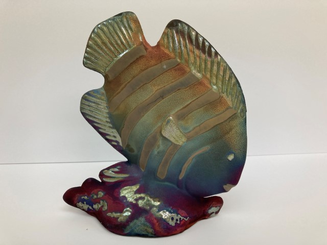 Raku clown fish