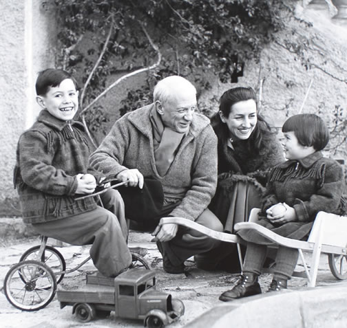Picasso with
                  Francois, Paloma, andClaude