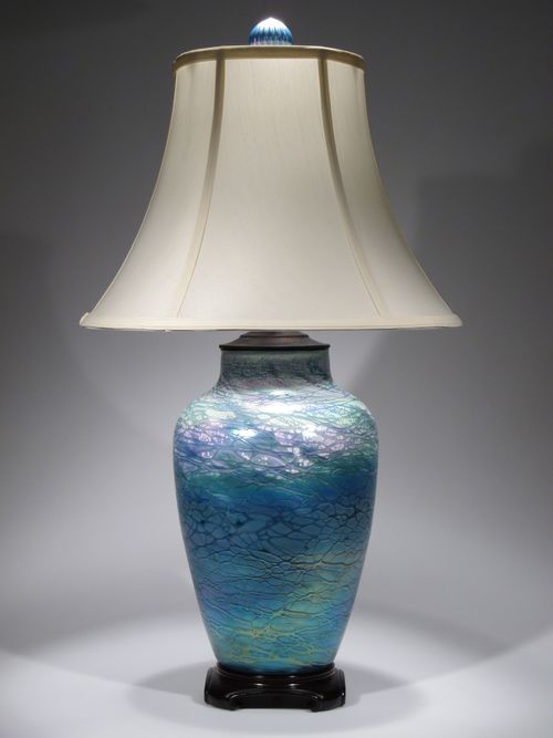 Large lustre lamp
                    in turquoise
